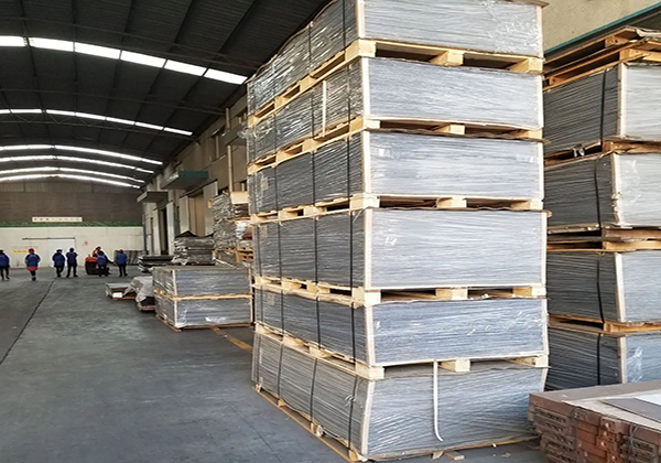 HDPE sheets ready to ship