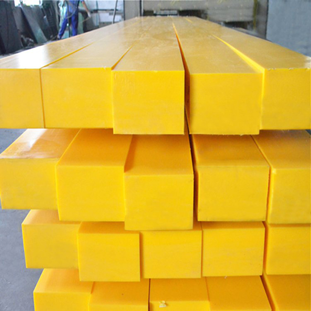 UHMWPE Wear Strips for Amphibious Tracked Vehicles