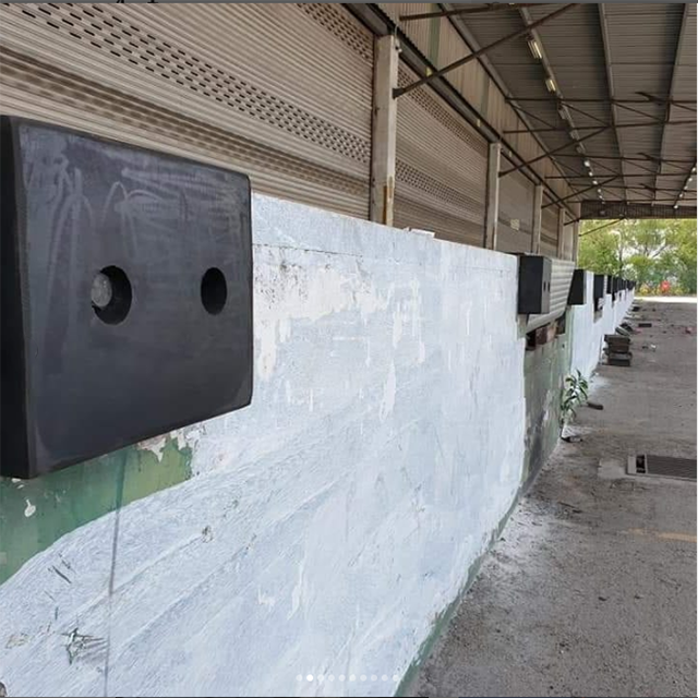 UHMWPE Dock Bumper for Truck Loading Bay / Loading System Dock Bumper
