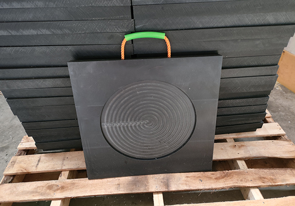Polymer Outrigger Pads 1 Pair