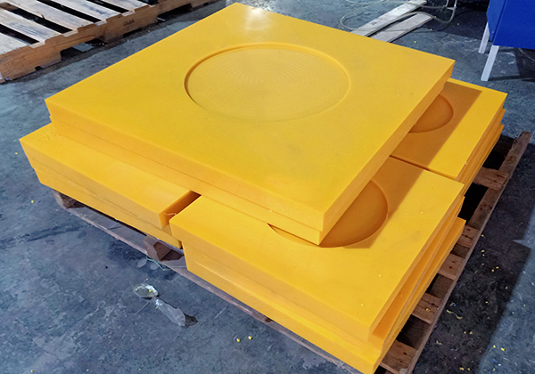 heavy-duty ground protection outrigger pads crane leg support mat