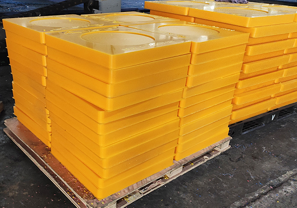 Super Compression Strength UHMWPE Outrigger Pads Texture Crane Stabilizer mats