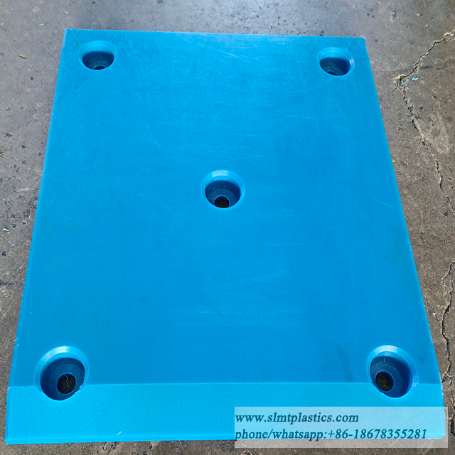 China Factory Customized Various Size UHMWPE Material Marine Fender Face Pads Plate