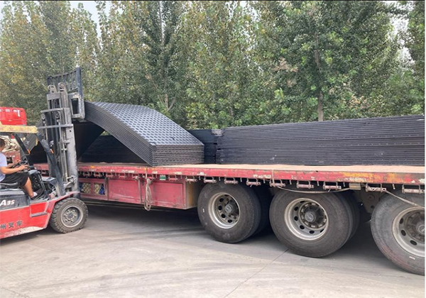 Engineering ground protection mats Anti-slip Polyethylene Paving Slabs Temporary Paving Slabs