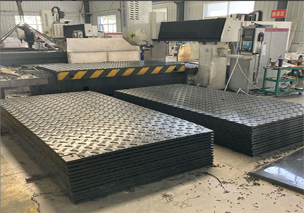 Composite Light Vehicle ground protection mats Light Vehicle Paving Pads for Short-term Construction