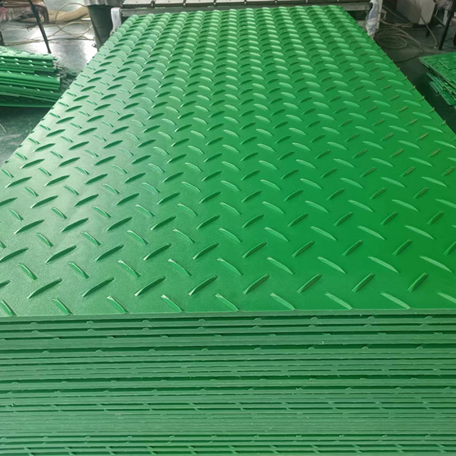 Green HDPE Plastic Road Plate Ground Mats