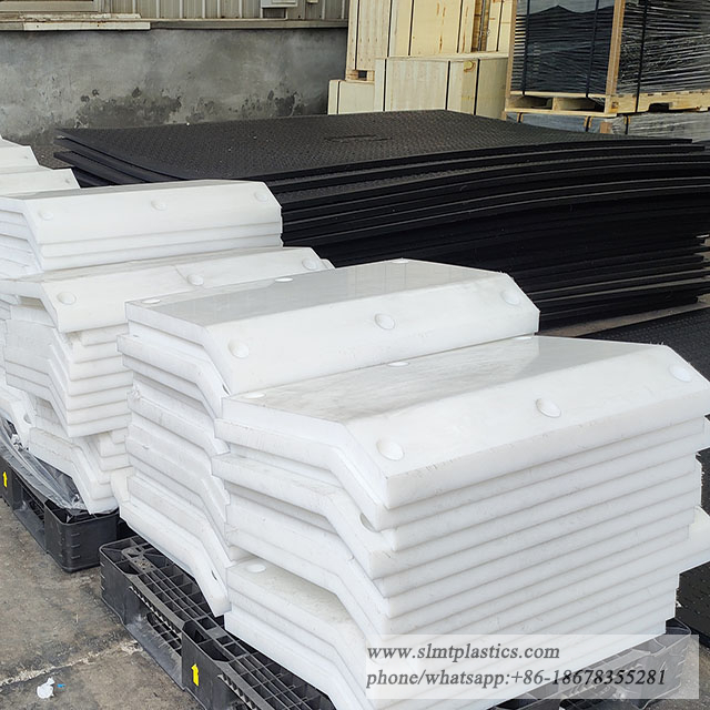 China Manufactue White Color UHMW PE Fender Pads 40MMT