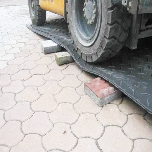 Resin Flooring Board HDPE Polymer Ground Protection Mats