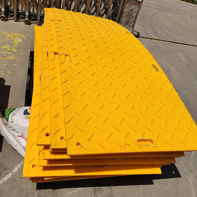 Green HDPE Plastic Road Plate Ground Mats